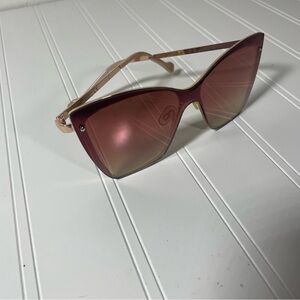 Women’s sunglasses